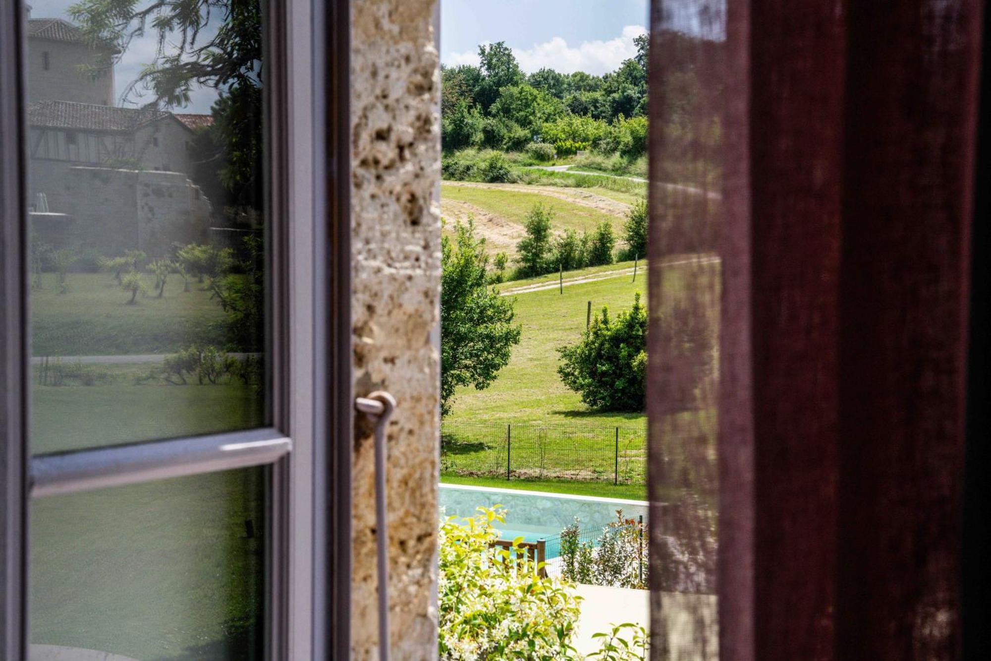 Logis L'Auberge De Larressingle Eksteriør bilde